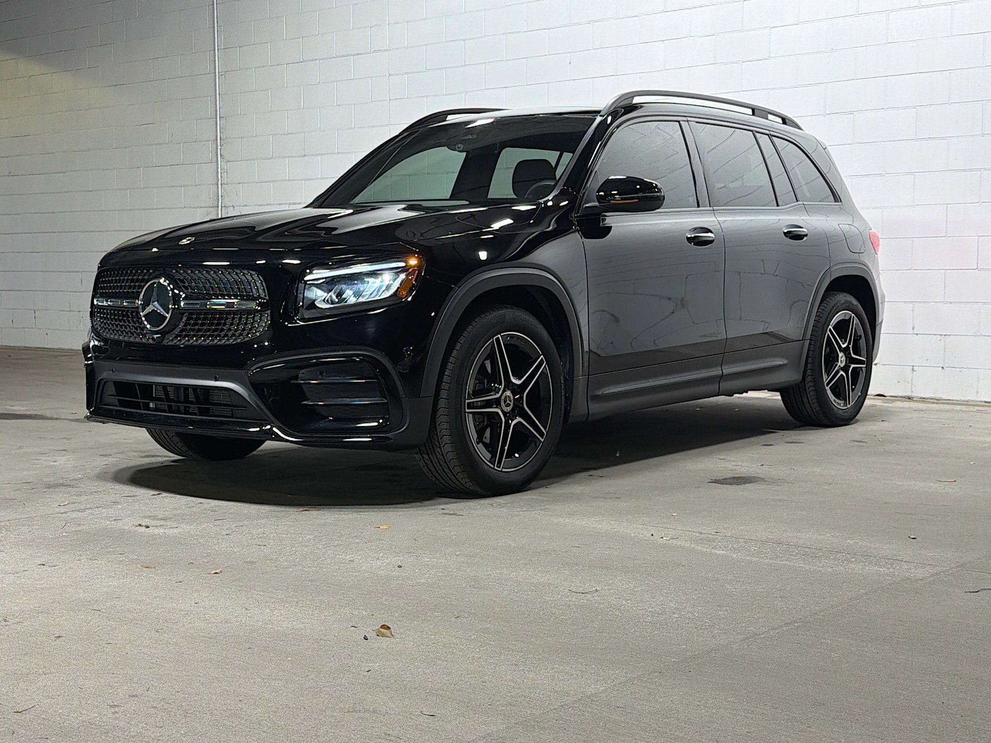 2024 Mercedes-Benz GLB Base's photo