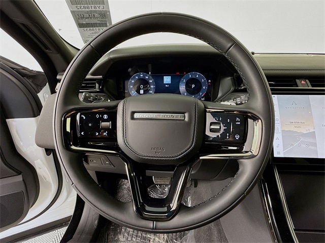 2026 Land Rover Range Rover Velar SE photo 12