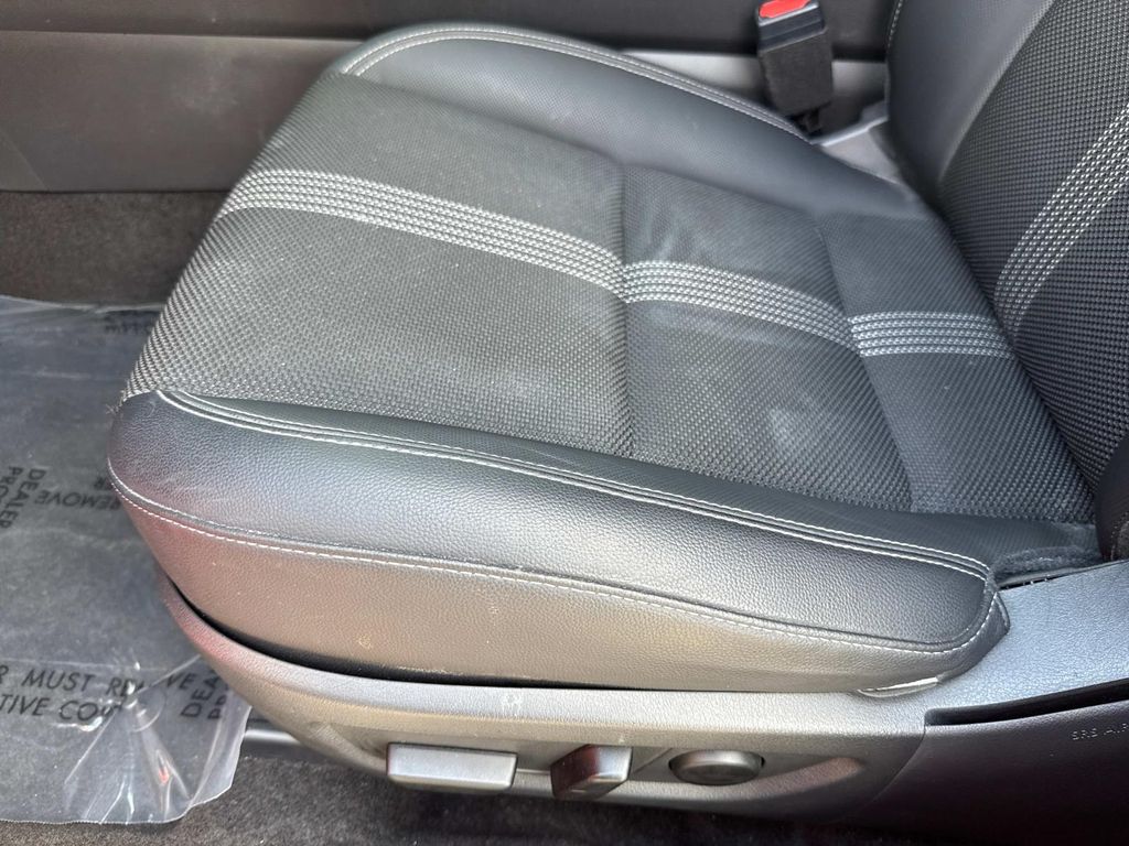 2024 Mazda CX-50 2.5 S Premium photo 23