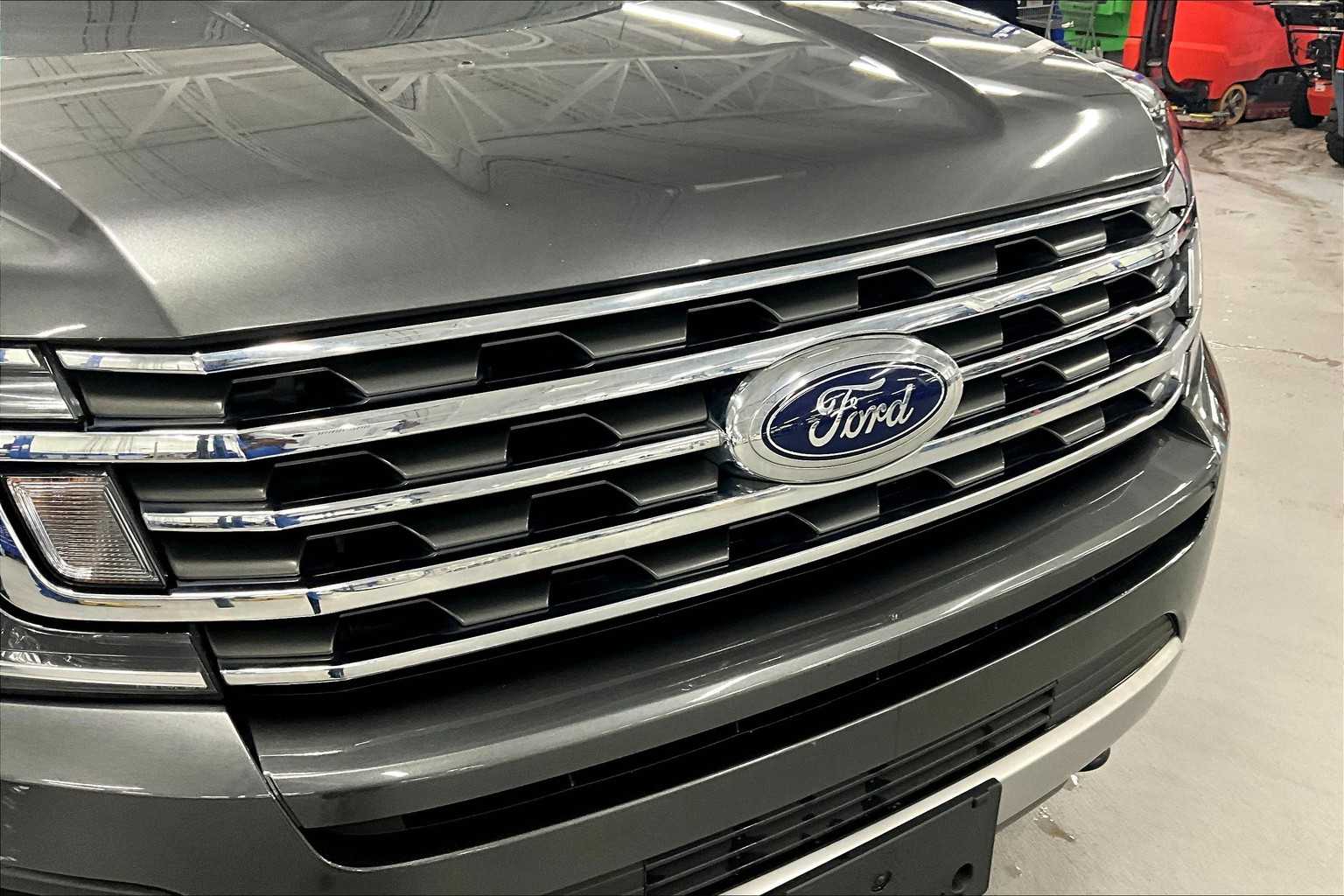 2021 Ford Expedition MAX XLT photo 26