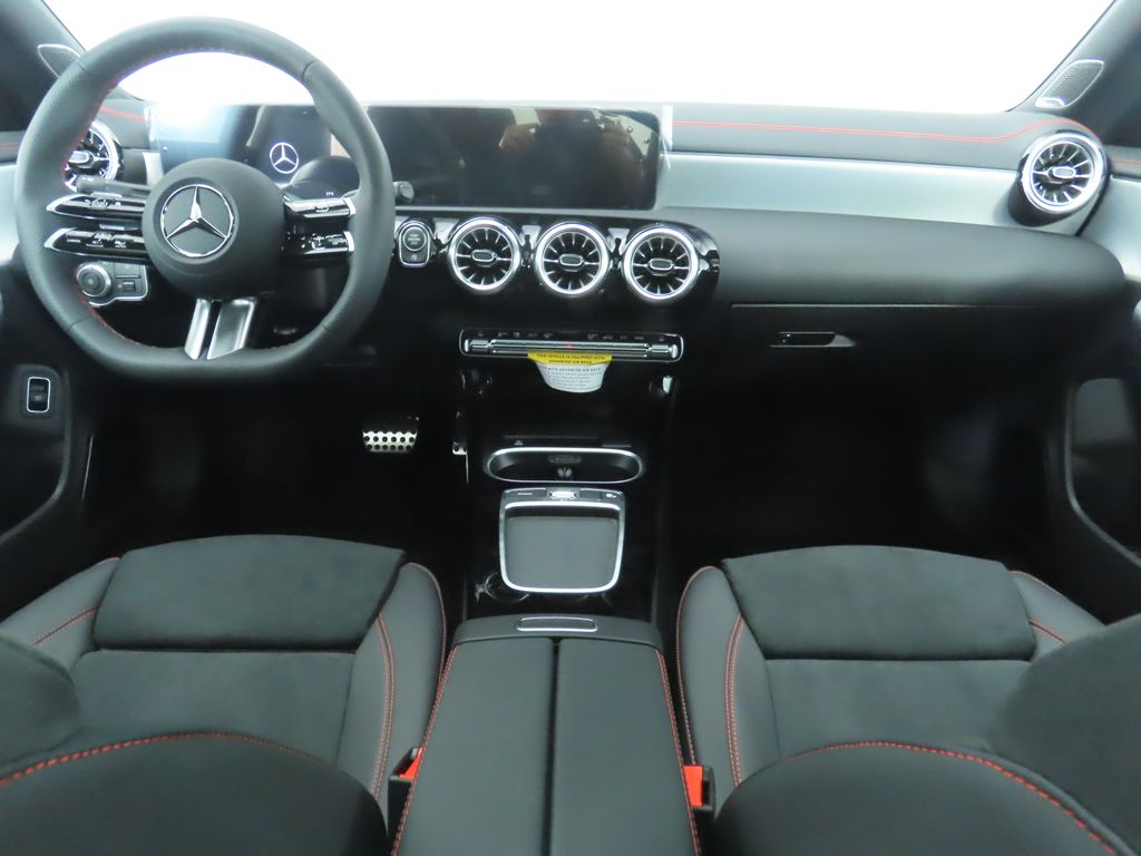 2025 Mercedes Benz CLA 250 photo 13