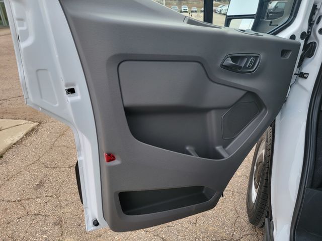 2024 Ford Transit Cargo Van photo 4