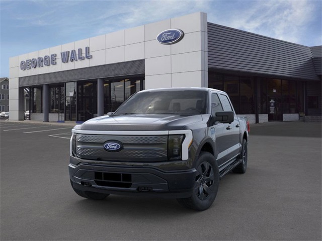 2025 Ford F-150 Lightning photo 2