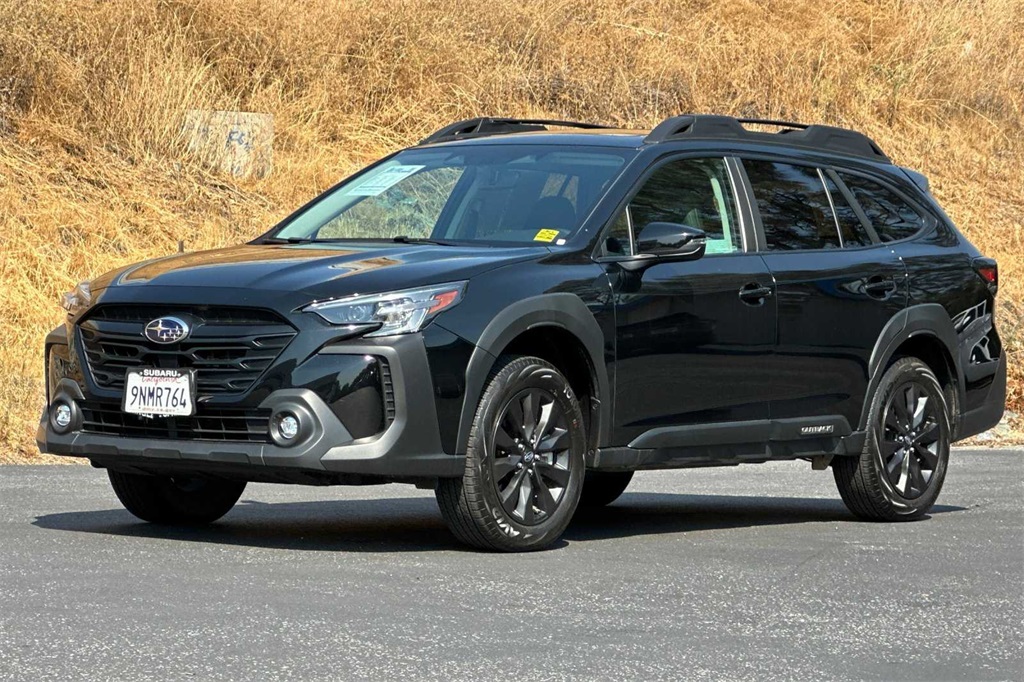 2025 Subaru Outback Onyx Edition photo 8