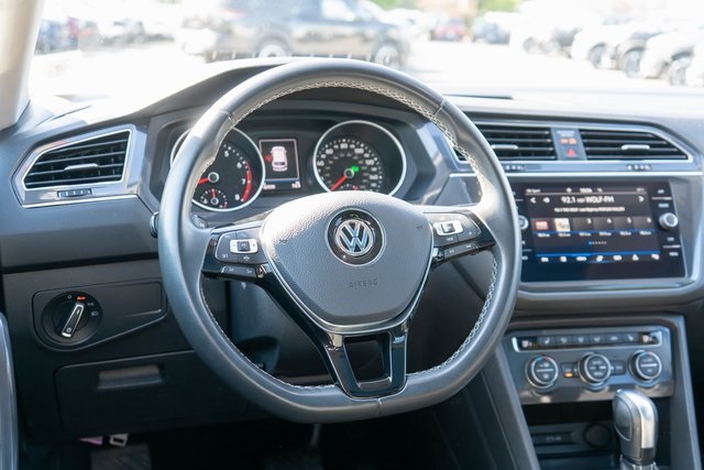 2021 Volkswagen Tiguan SE photo 12