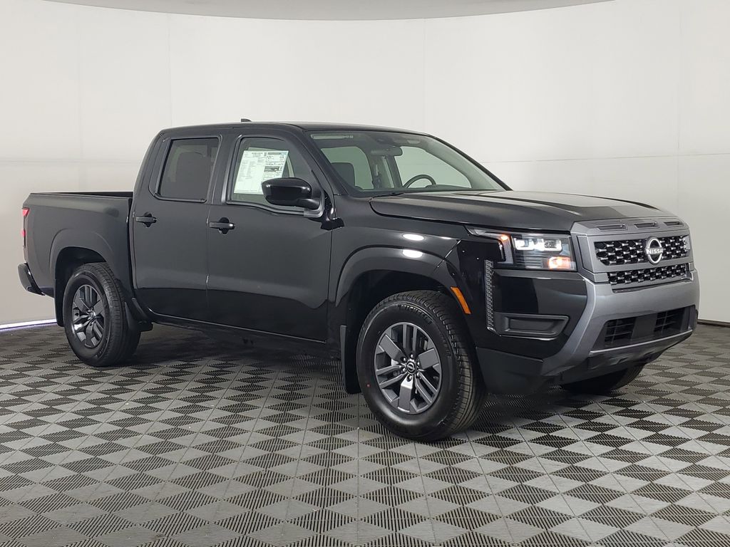 2026 Nissan Frontier Crew Cab SV photo 2