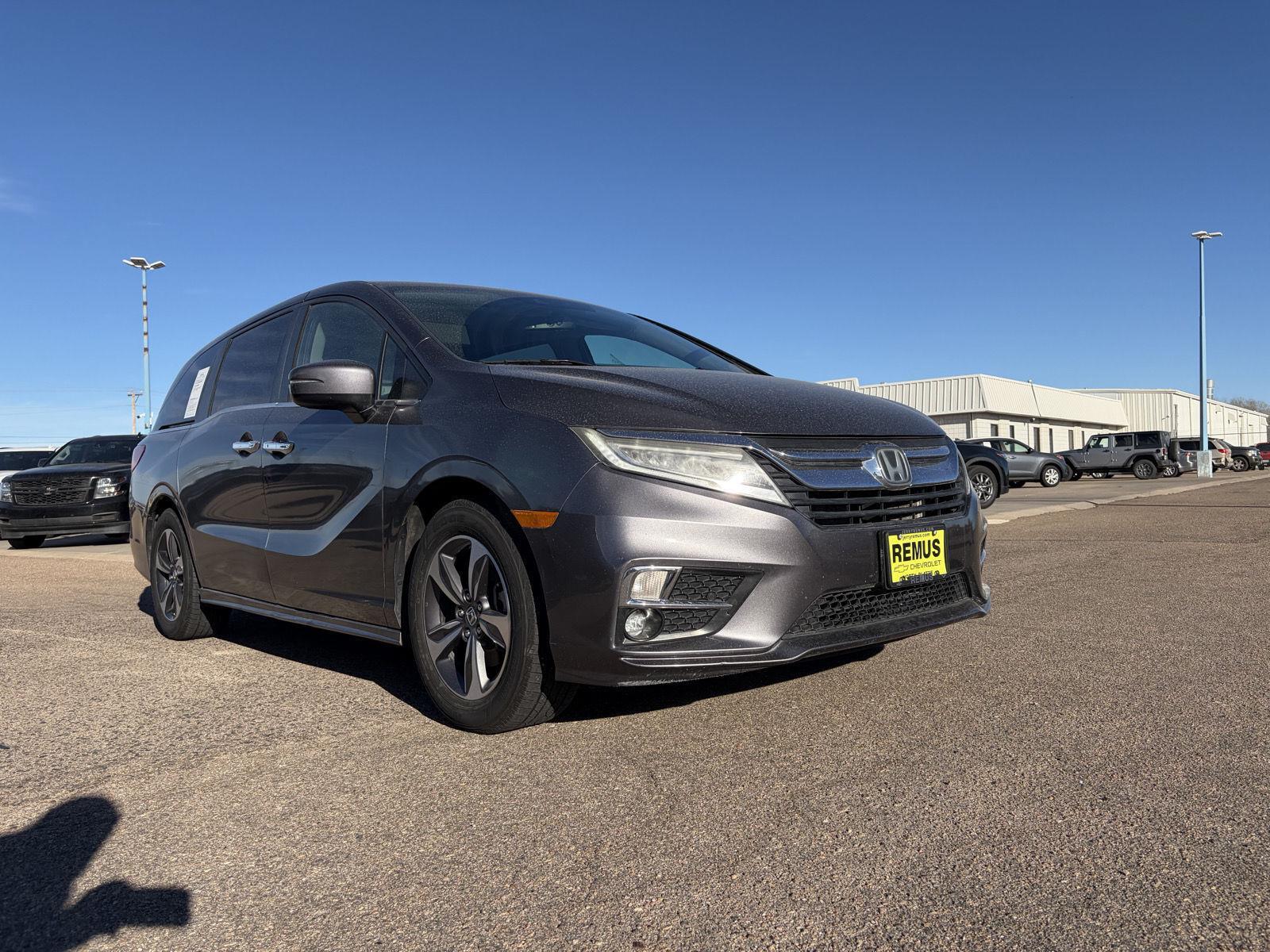 2019 Honda Odyssey Touring's photo