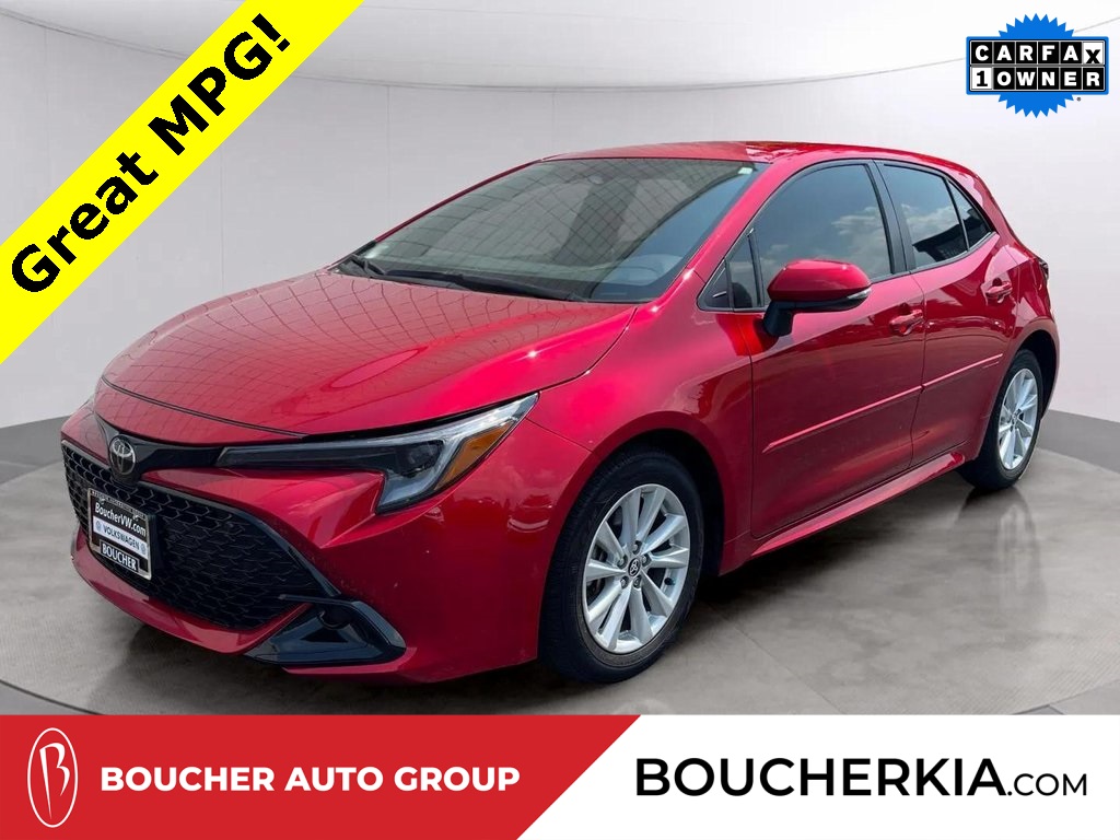 2024 Toyota Corolla Hatchback SE's photo