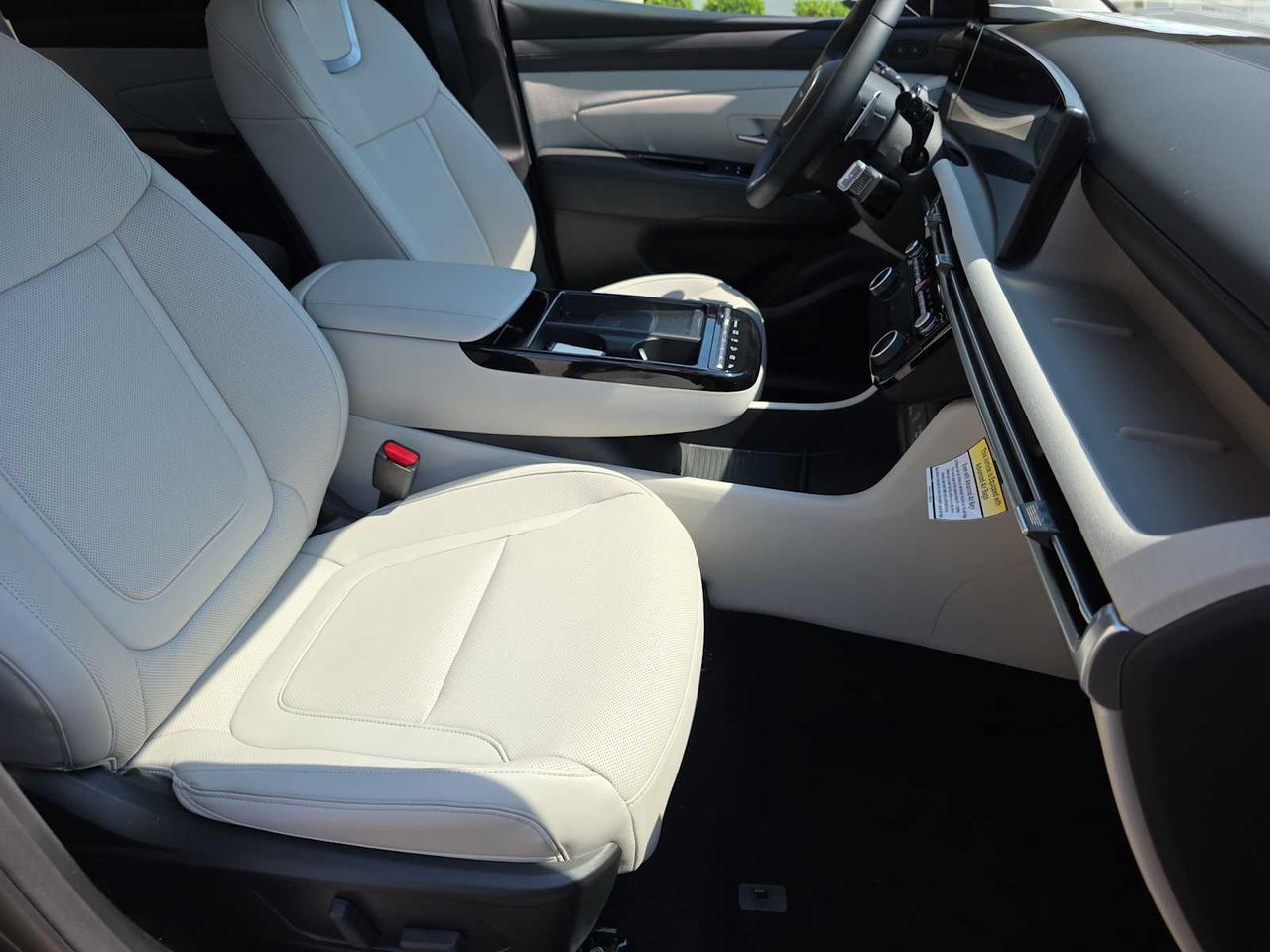 2025 Hyundai Tucson Limited photo 21