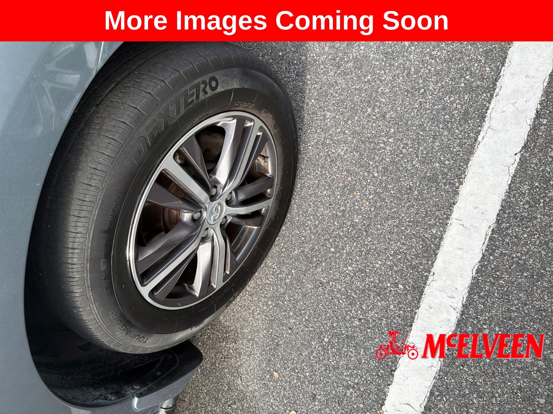 2017 Infiniti QX60 Base photo 4