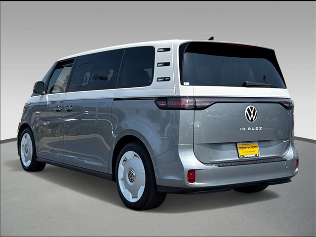 2025 Volkswagen ID. Buzz Pro Plus photo 4