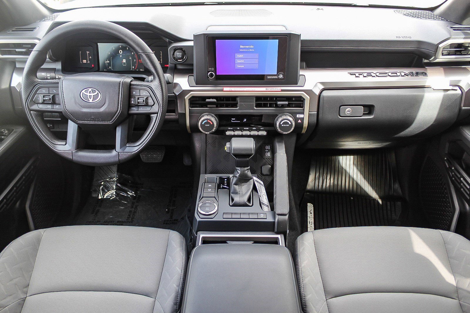 2025 Toyota Tacoma SR5 photo 18