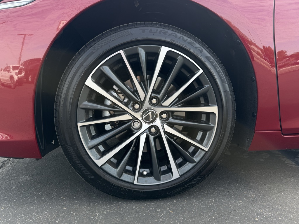 2025 Lexus ES 350 Luxury photo 4