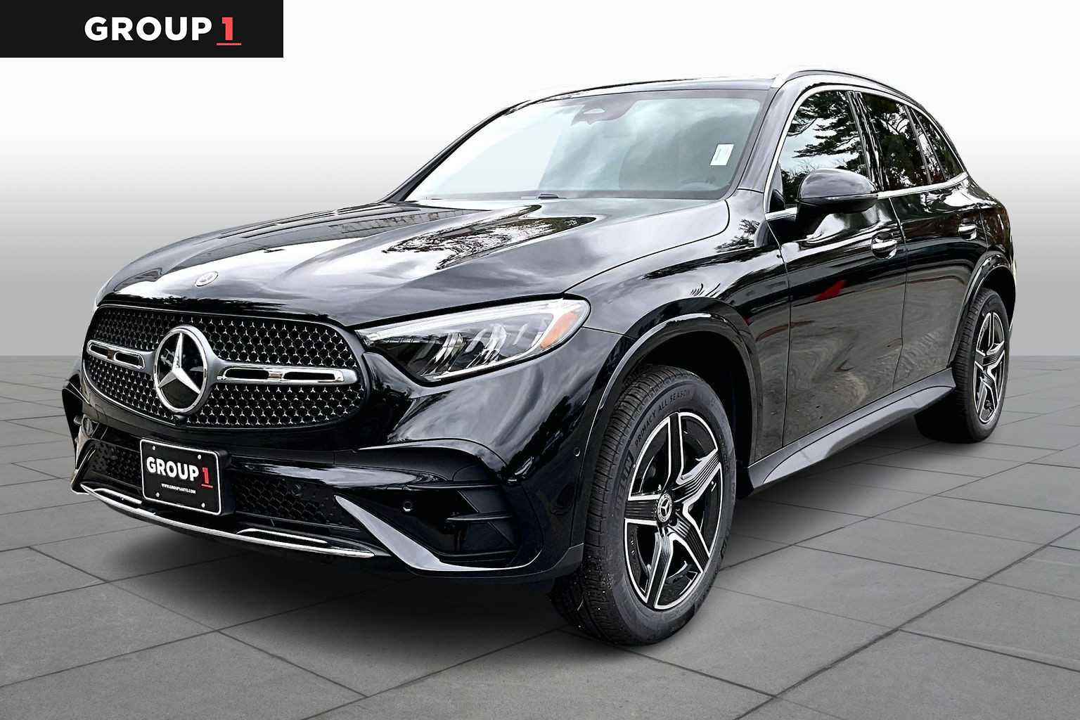 2026 Mercedes-Benz GLC Base's photo