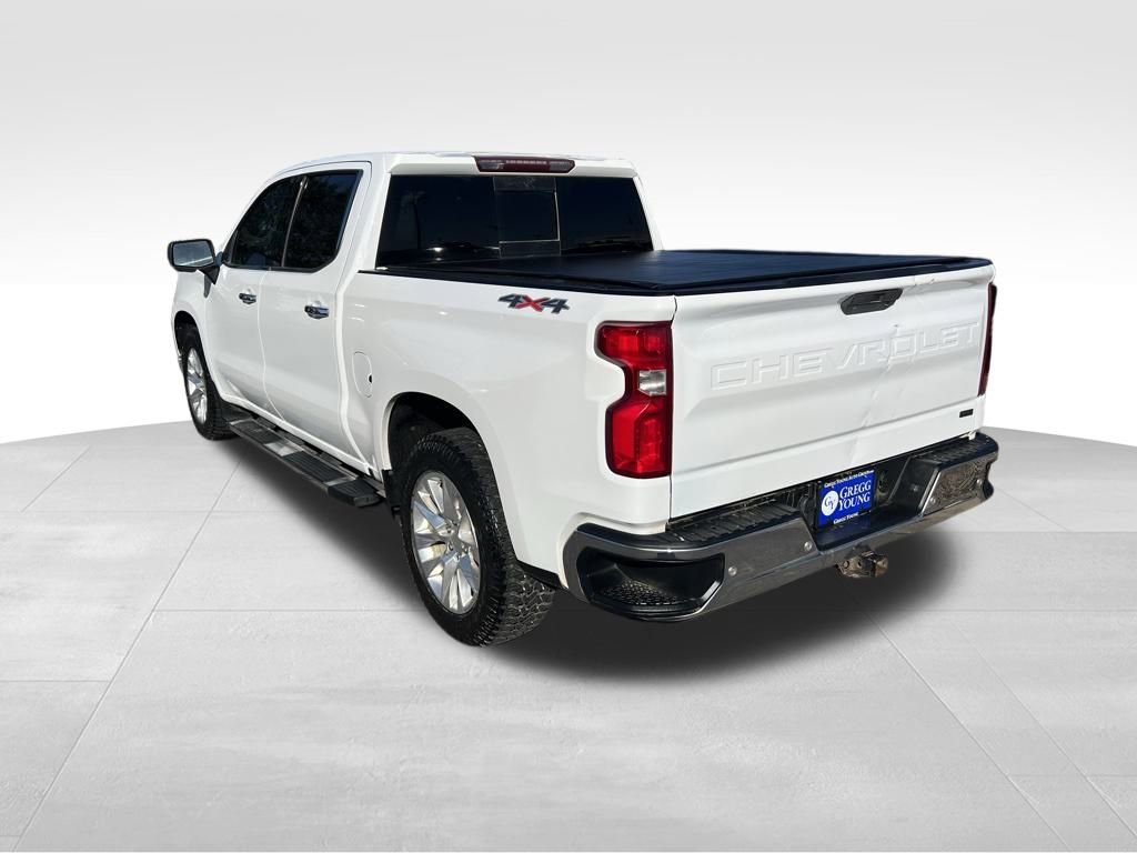 2019 Chevrolet Silverado 1500 LTZ photo 2