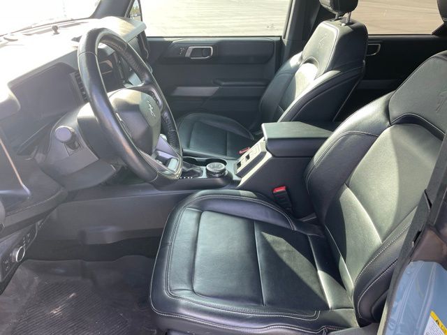 2021 Ford Bronco First Edition photo 11