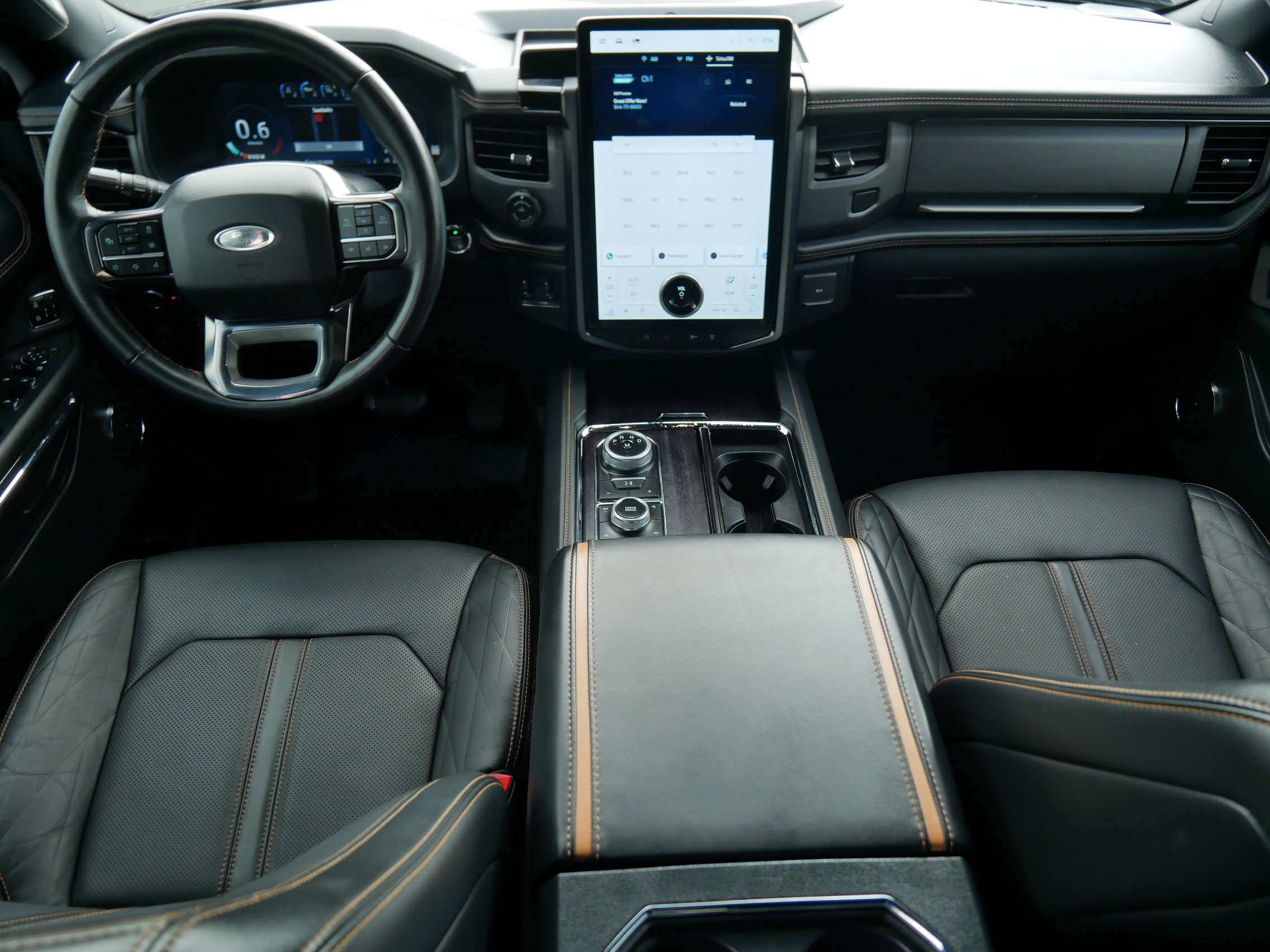 2024 Ford Expedition MAX Platinum photo 16