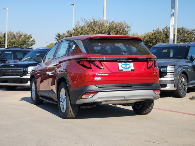 2026 Hyundai Tucson SE photo 3