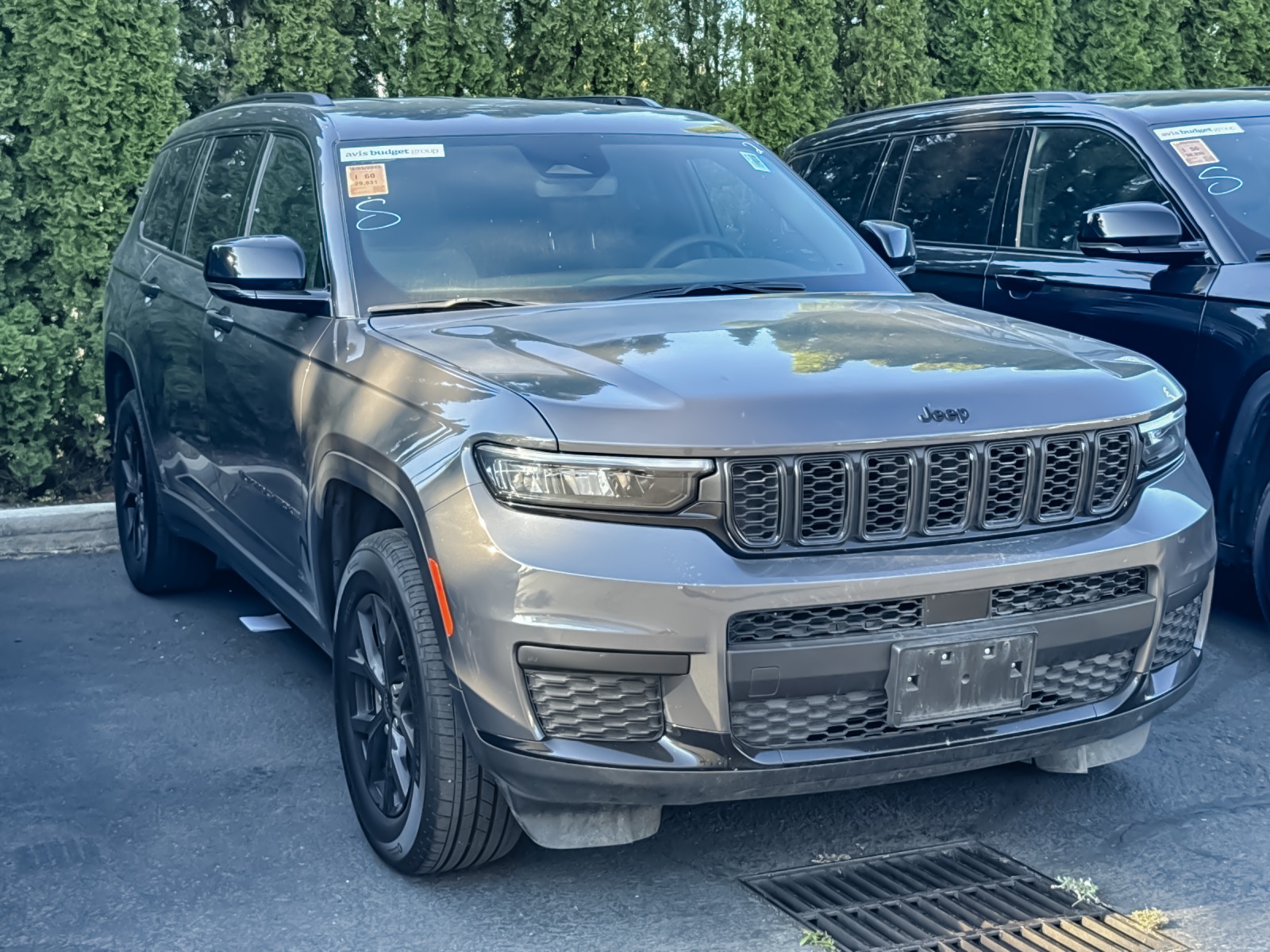 2024 Jeep Grand Cherokee Altitude photo 2