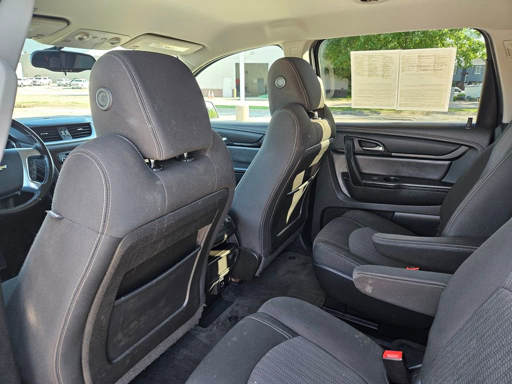2017 Chevrolet Traverse 1LT photo 23