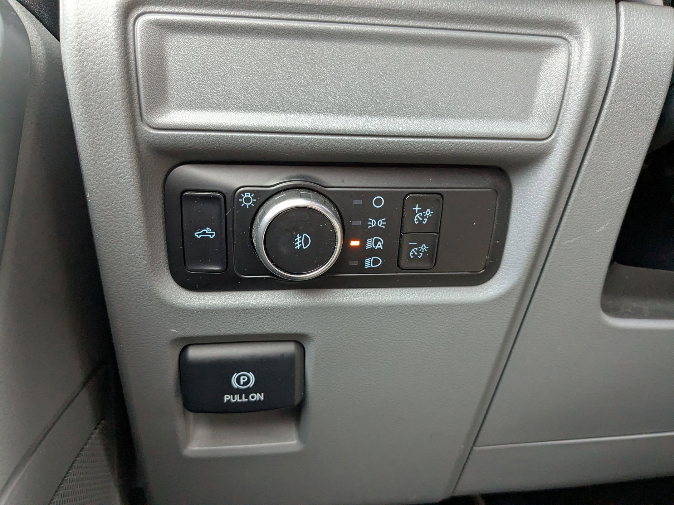 2023 Ford F-150 XLT photo 16