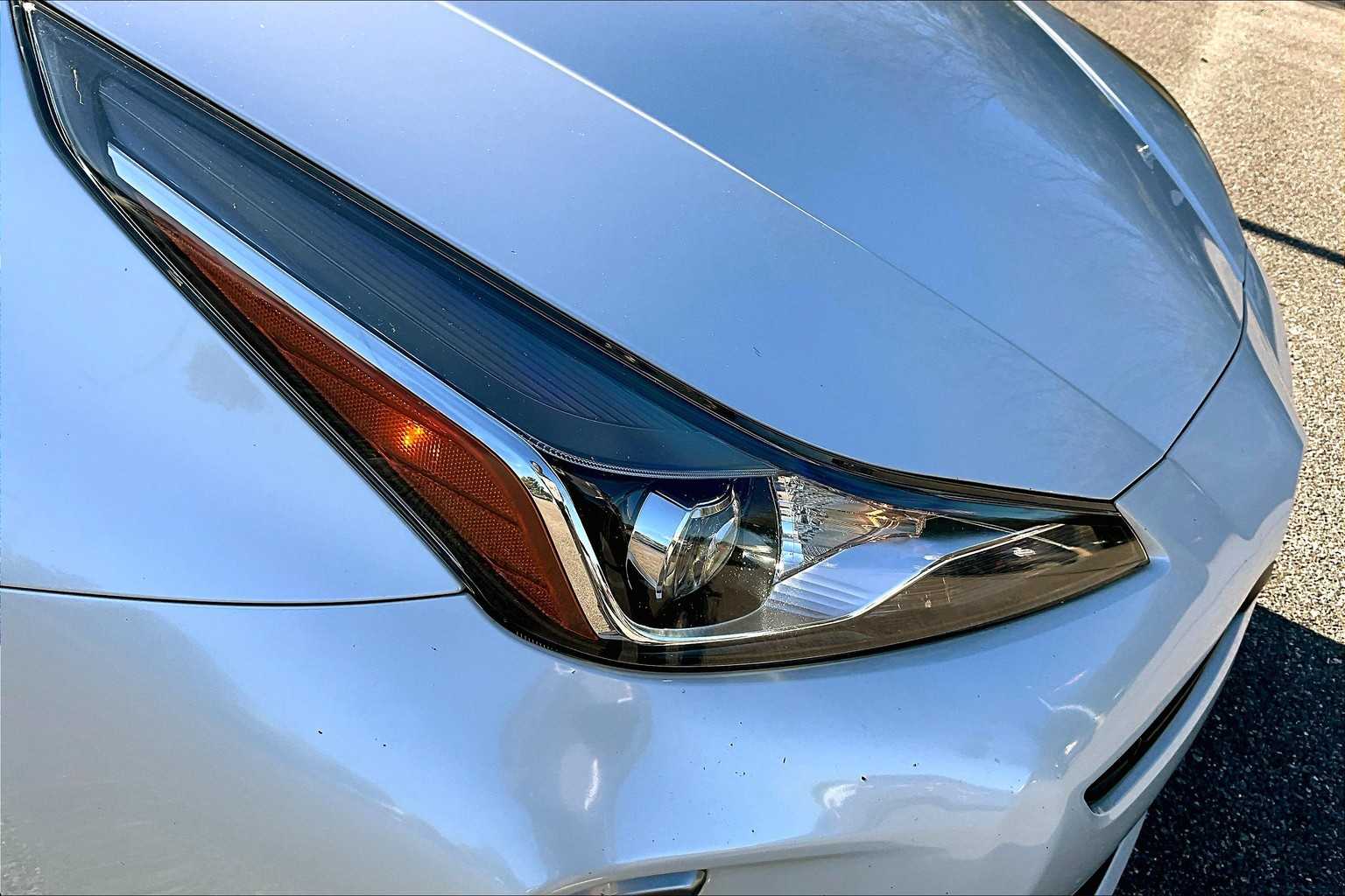 2022 Toyota Prius LE photo 25
