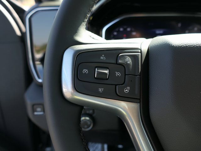 2025 Chevrolet Silverado 1500 LT photo 17