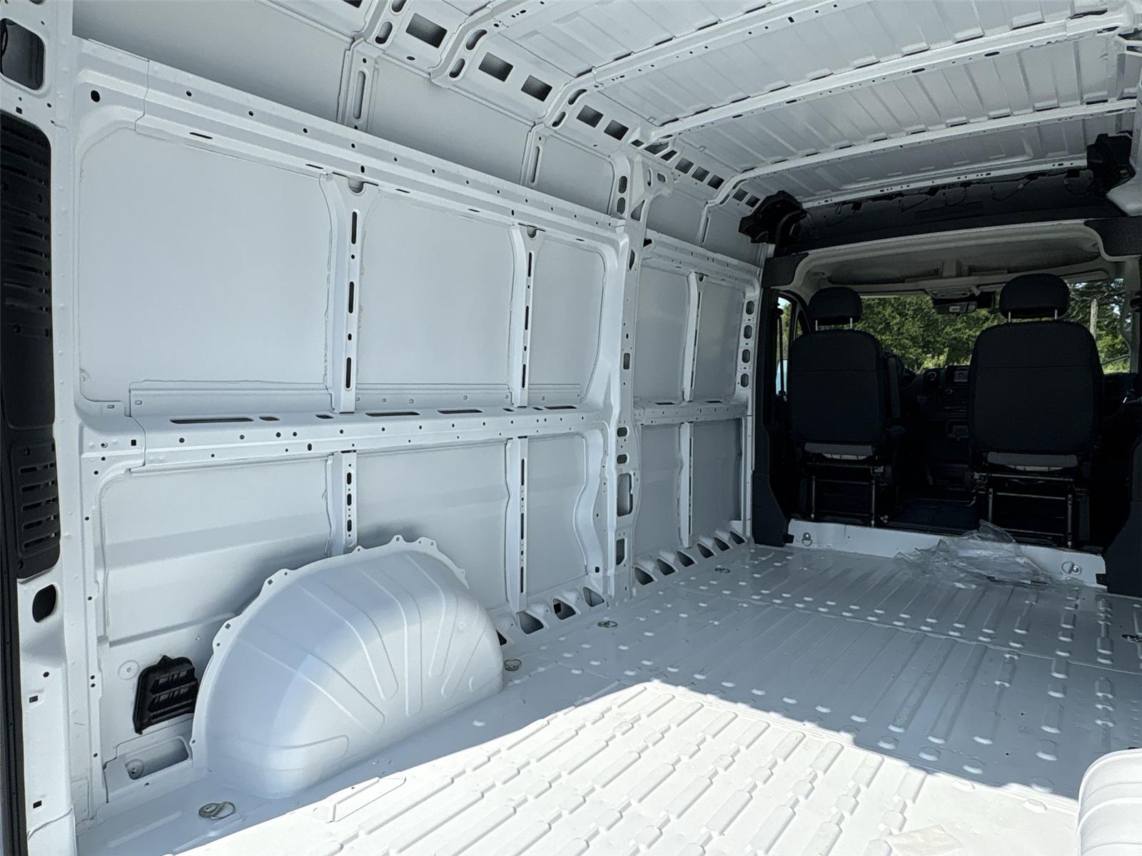 2026 Ram ProMaster 2500 photo 22