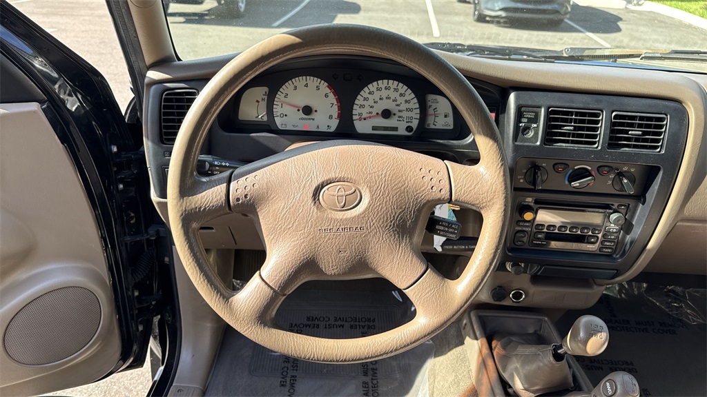 2002 Toyota Tacoma Base V6 photo 32