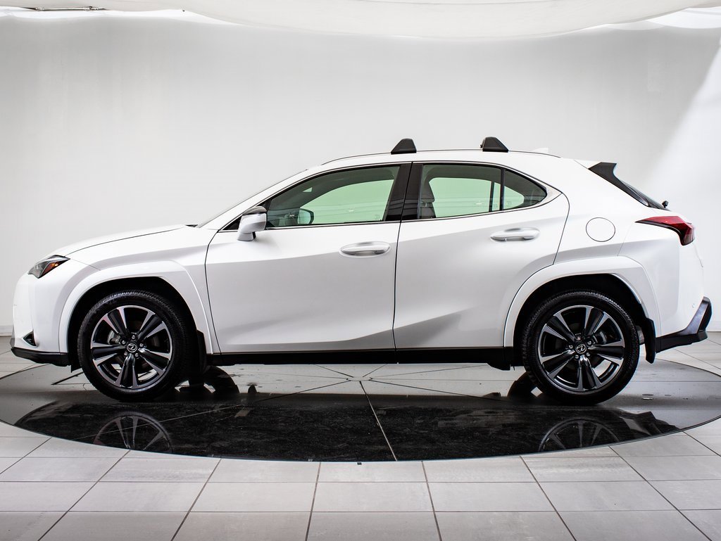 2025 Lexus UX Premium photo 5