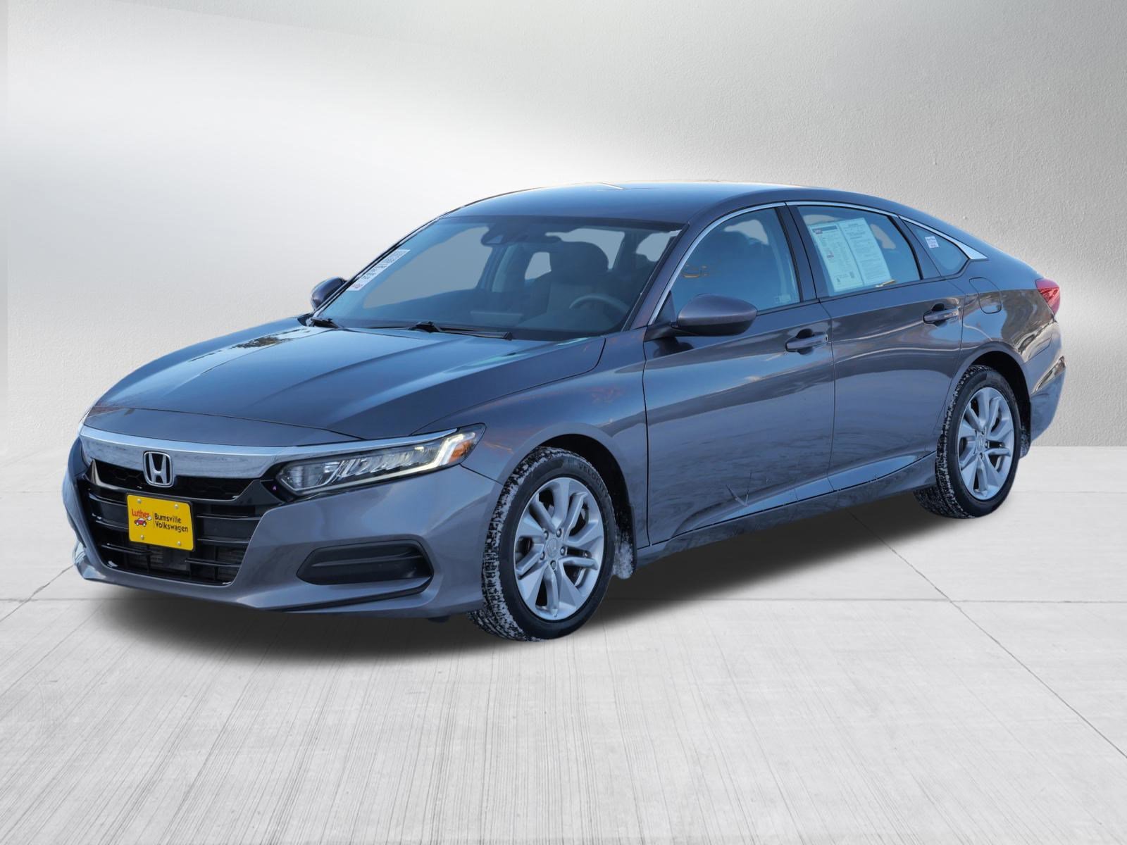 2018 Honda Accord LX 1.5T photo 3