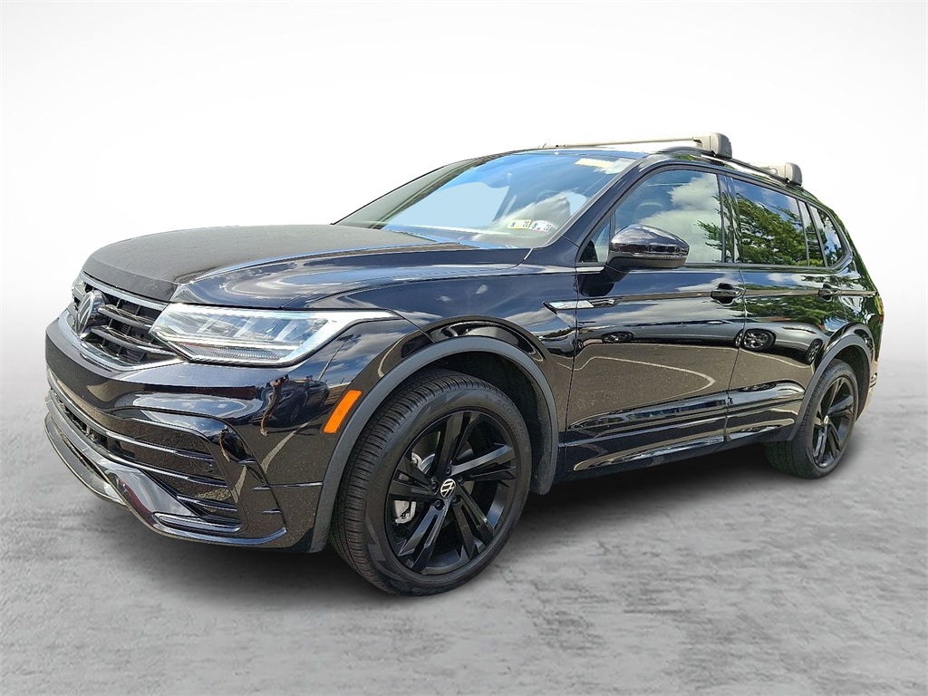 2024 Volkswagen Tiguan SE R-Line Black photo 3