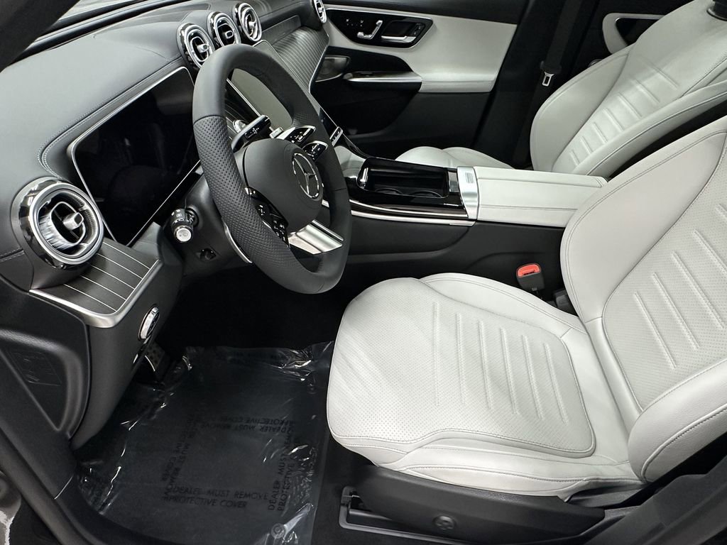 2026 Mercedes Benz GLC 350e 4MATIC photo 7