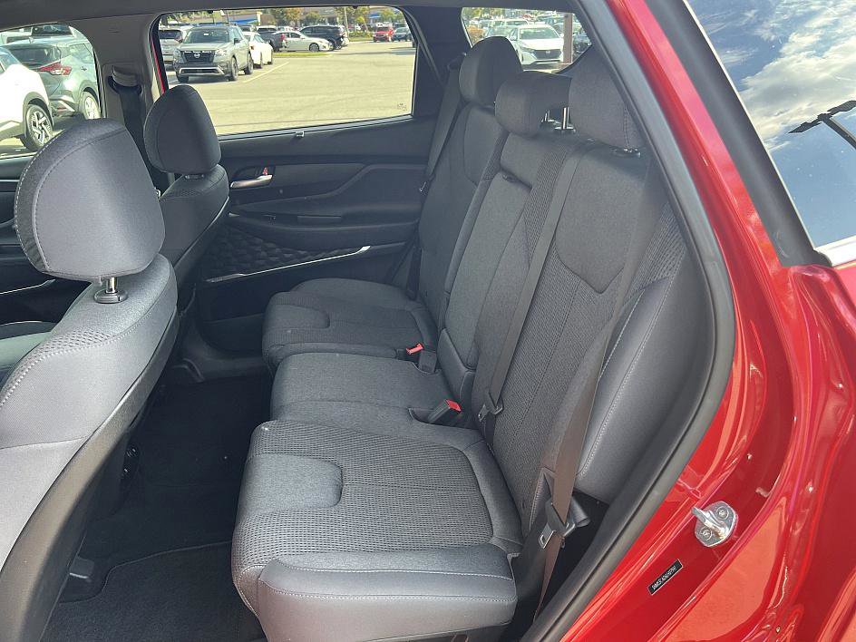 2020 Hyundai Santa Fe SEL photo 15