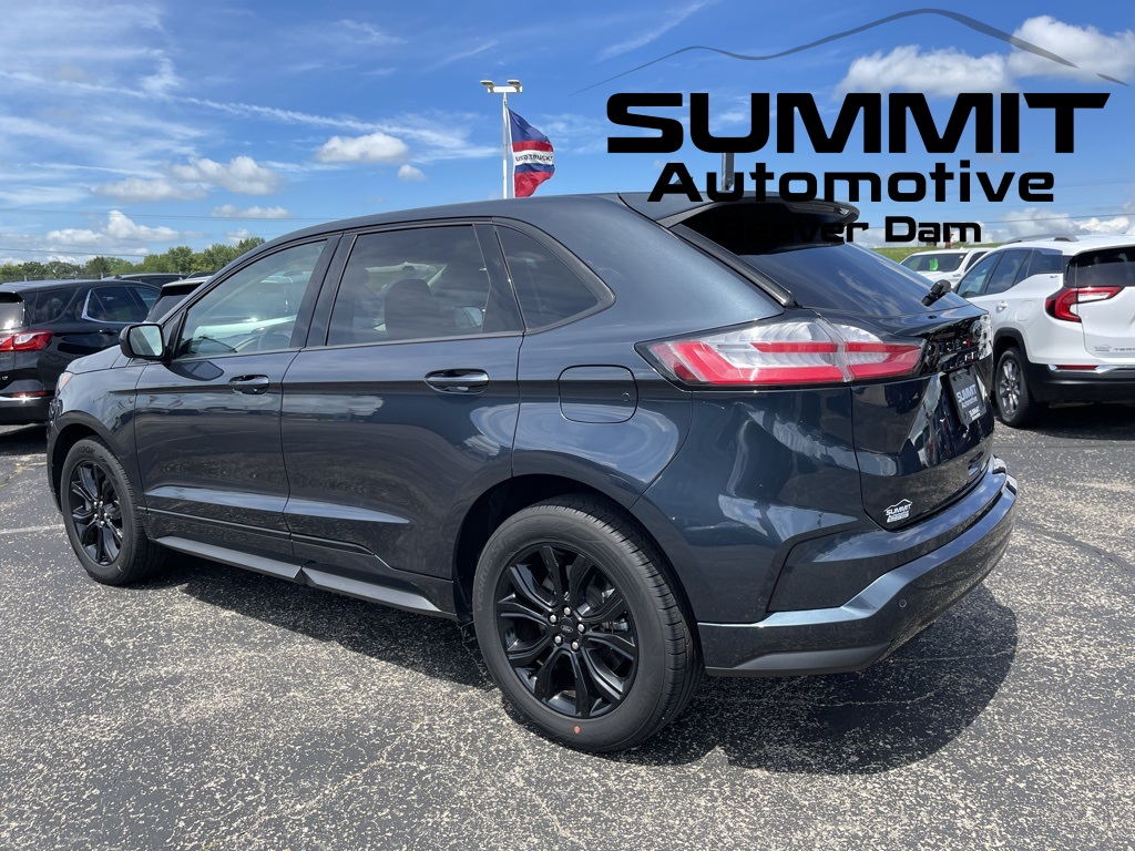 2024 Ford Edge SE photo 3