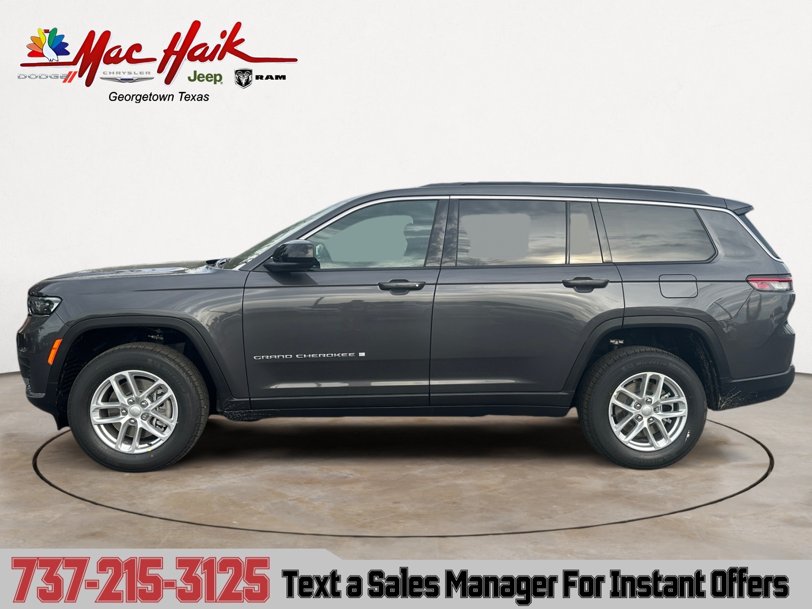 2025 Jeep Grand Cherokee Laredo Altitude photo 2