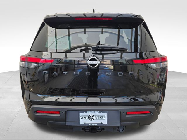 2025 Nissan Pathfinder SV photo 2