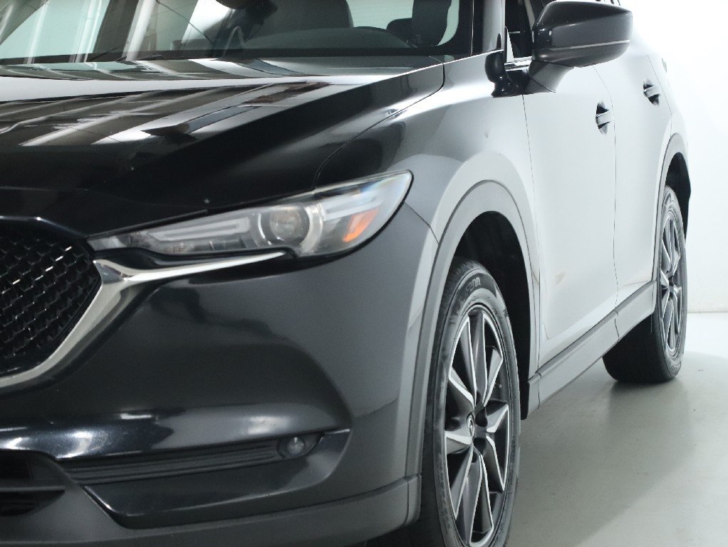 2017 Mazda CX-5 Grand Touring Select photo 4