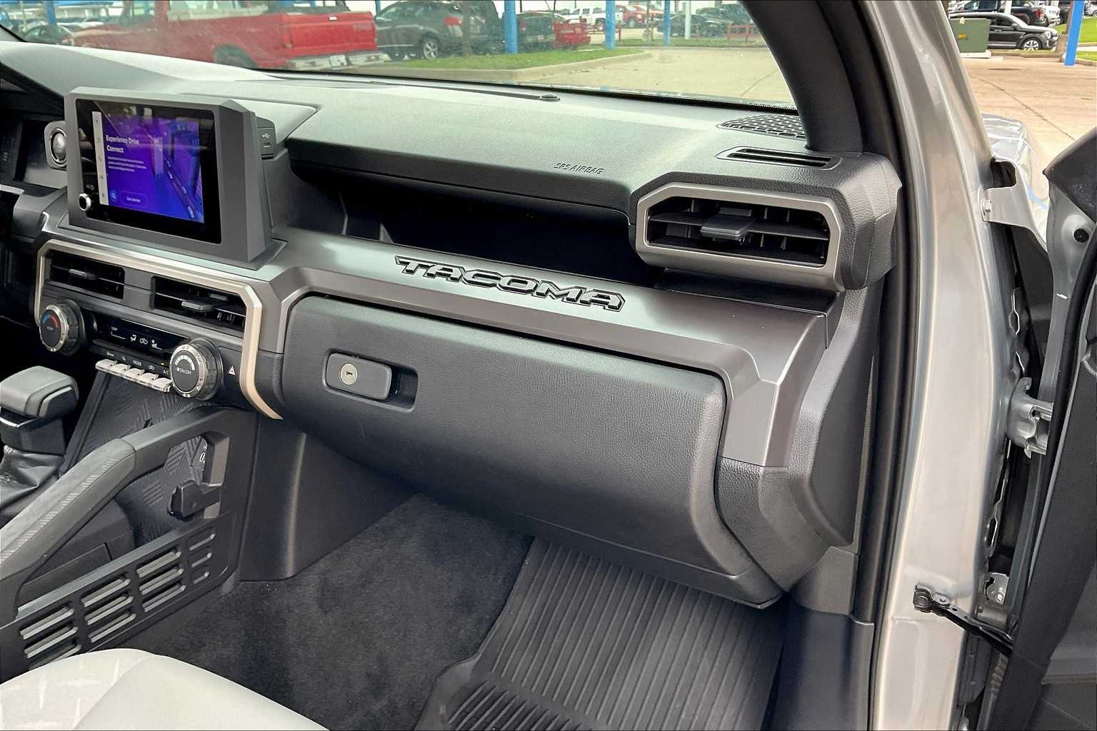 2024 Toyota Tacoma SR5 photo 17