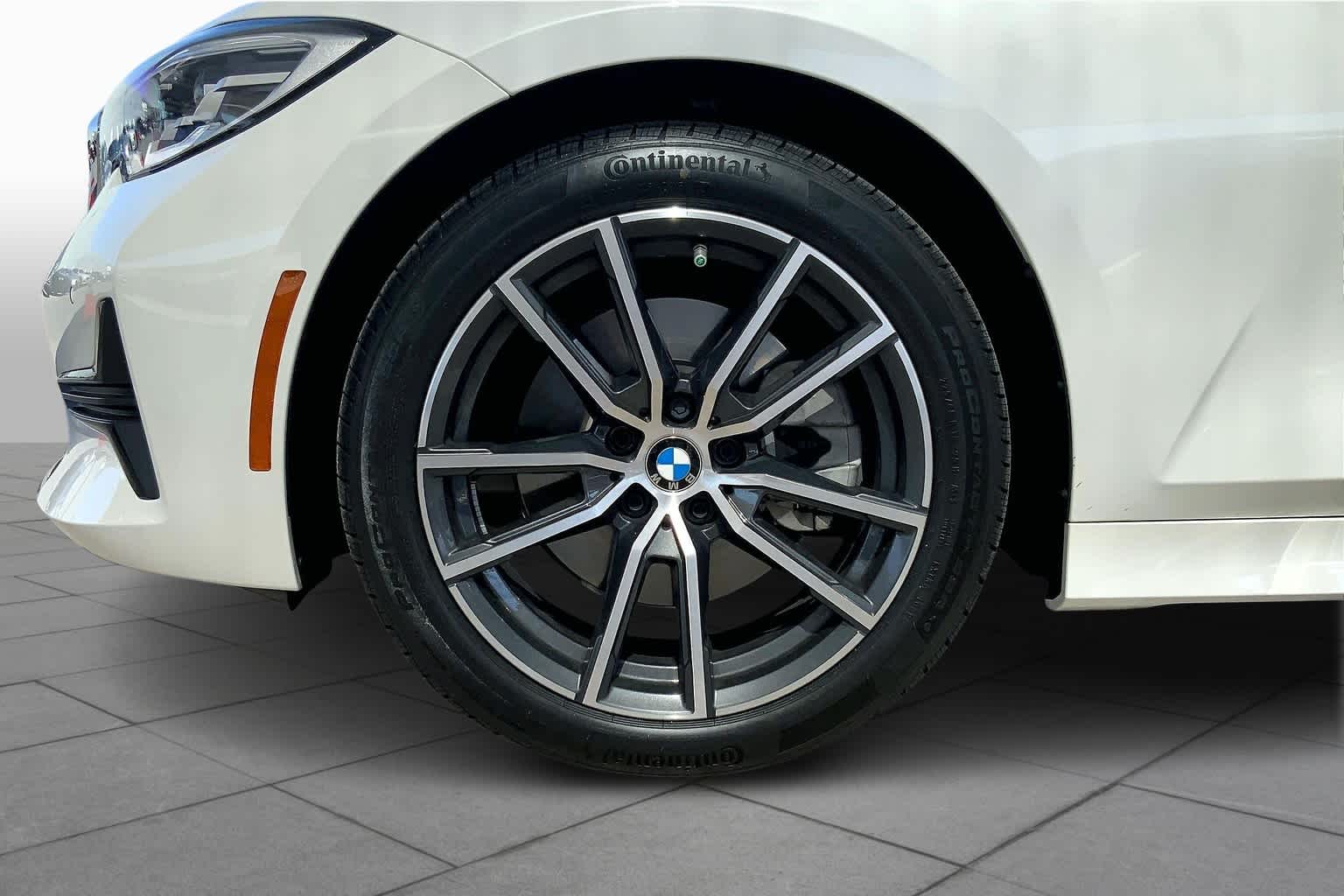 2022 Bmw 330i photo 9