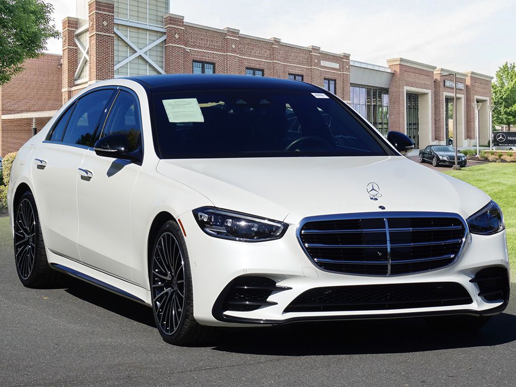 2022 Mercedes Benz S 580 4MATIC photo 3