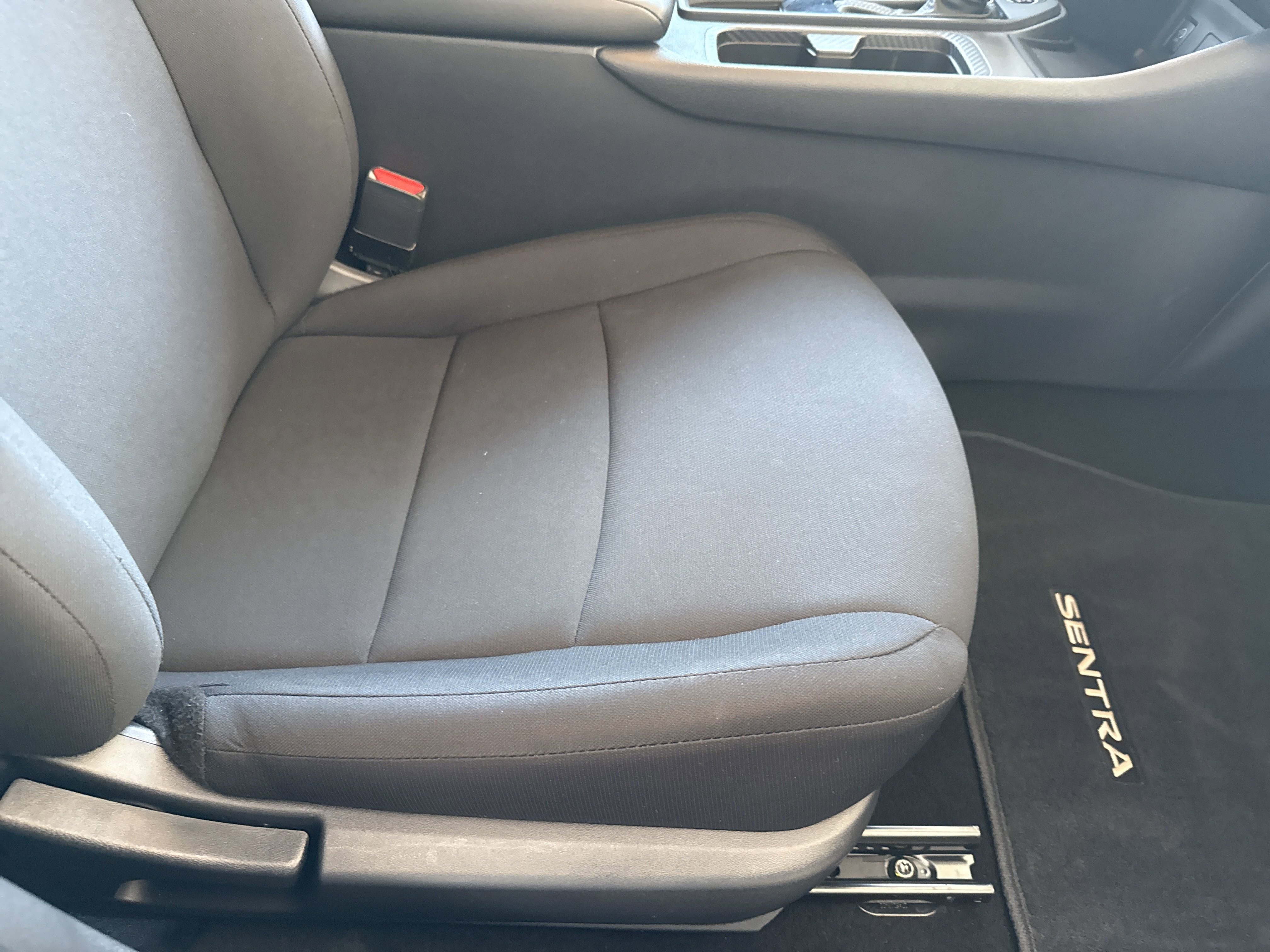 2024 Nissan Sentra S photo 9