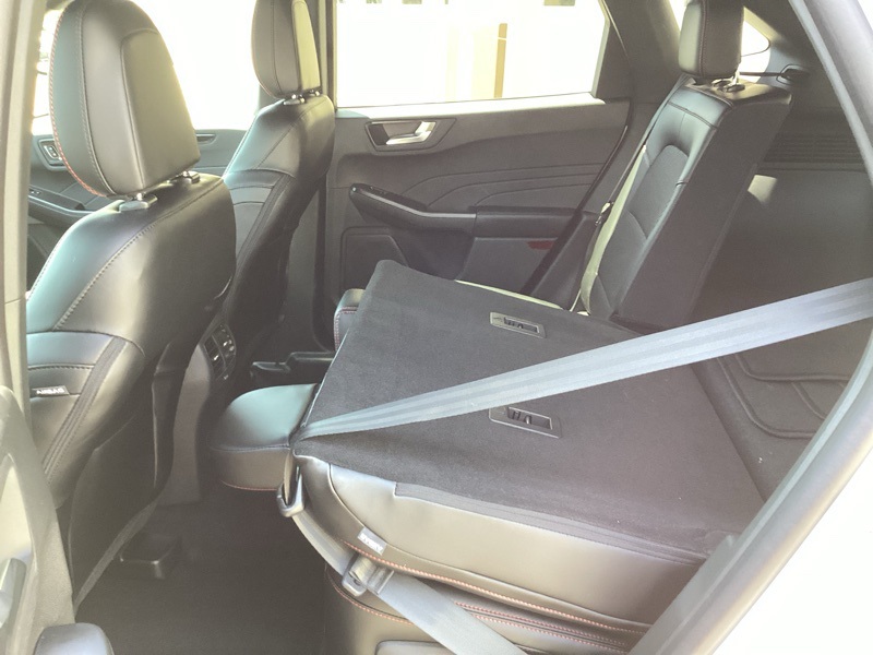 2025 Ford Escape Hybrid ST-Line Select photo 24