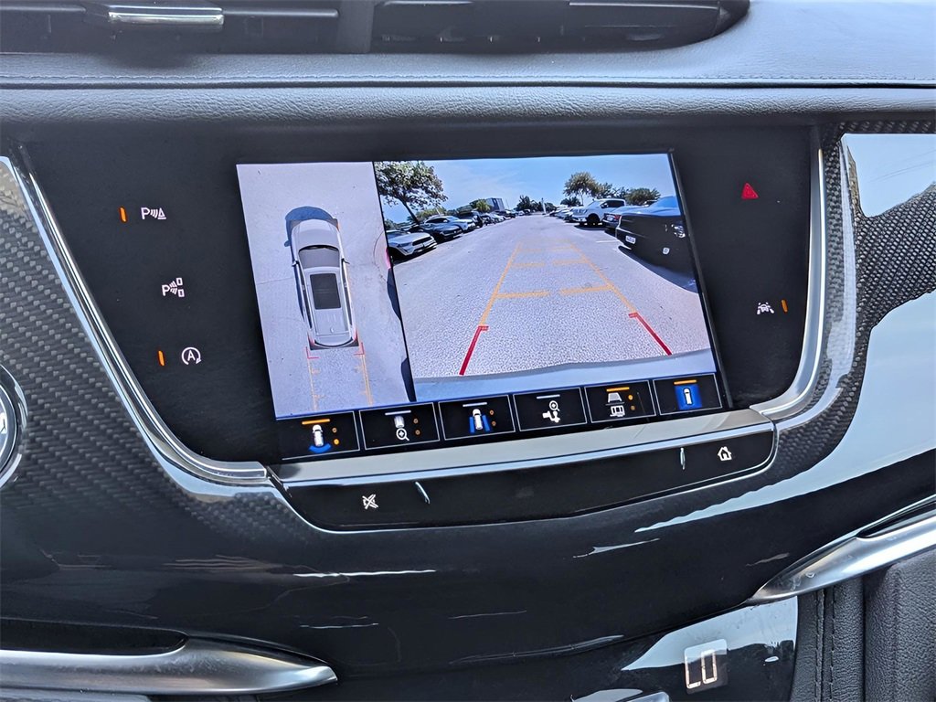2024 Cadillac XT6 Sport photo 12