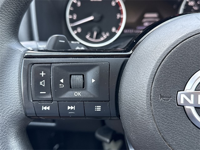 2022 Nissan Rogue SV photo 19