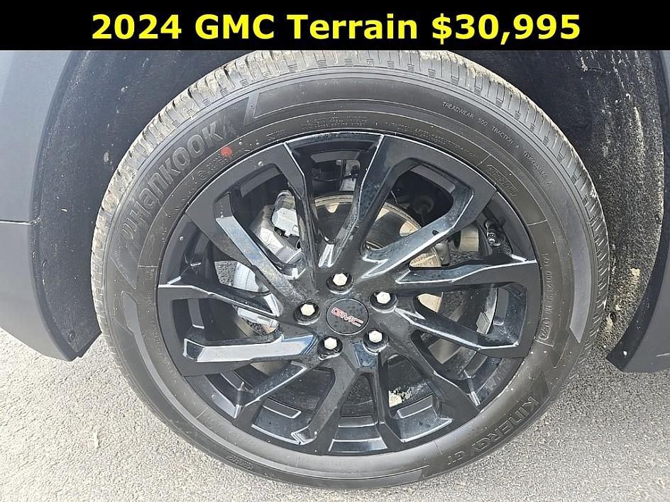 2024 Gmc Terrain SLE photo 22
