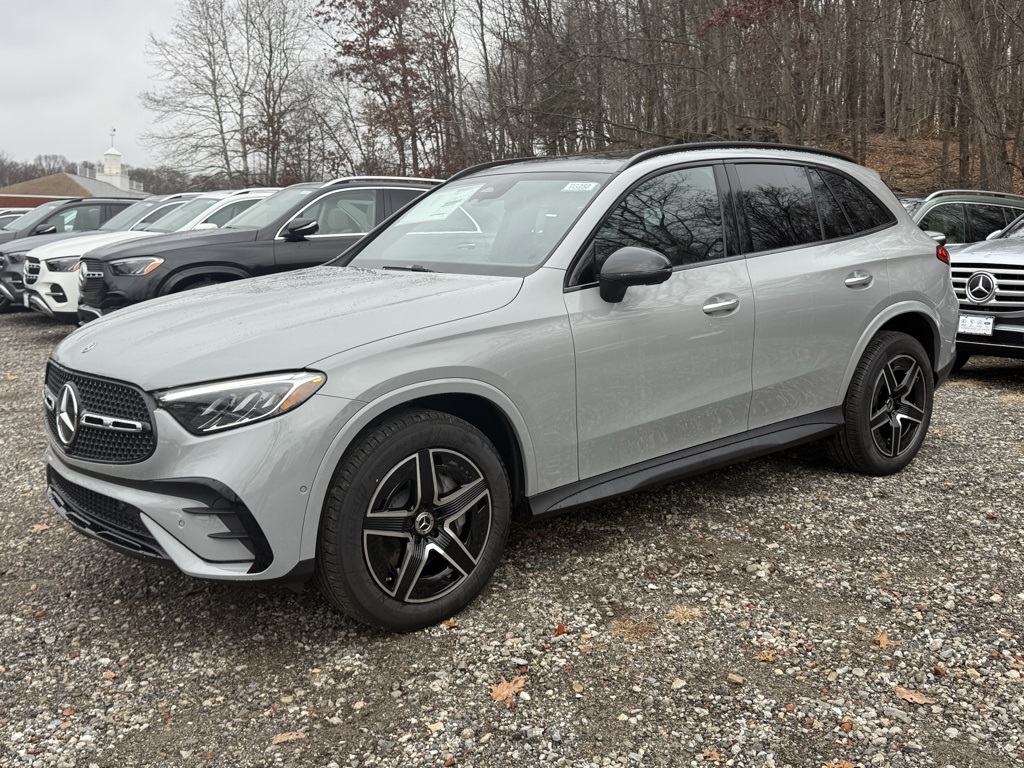 2026 Mercedes Benz GLC 300 4MATIC photo 2