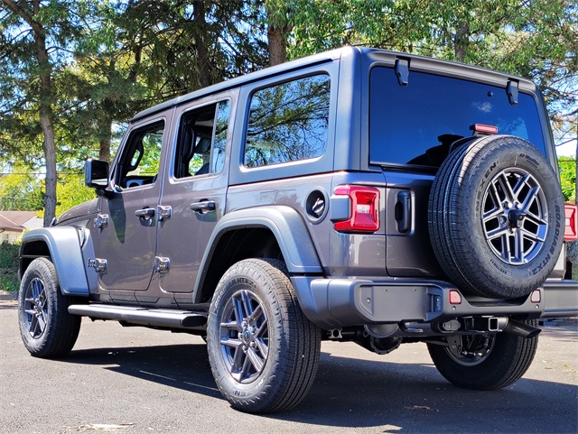 2025 Jeep Wrangler Sport S photo 8