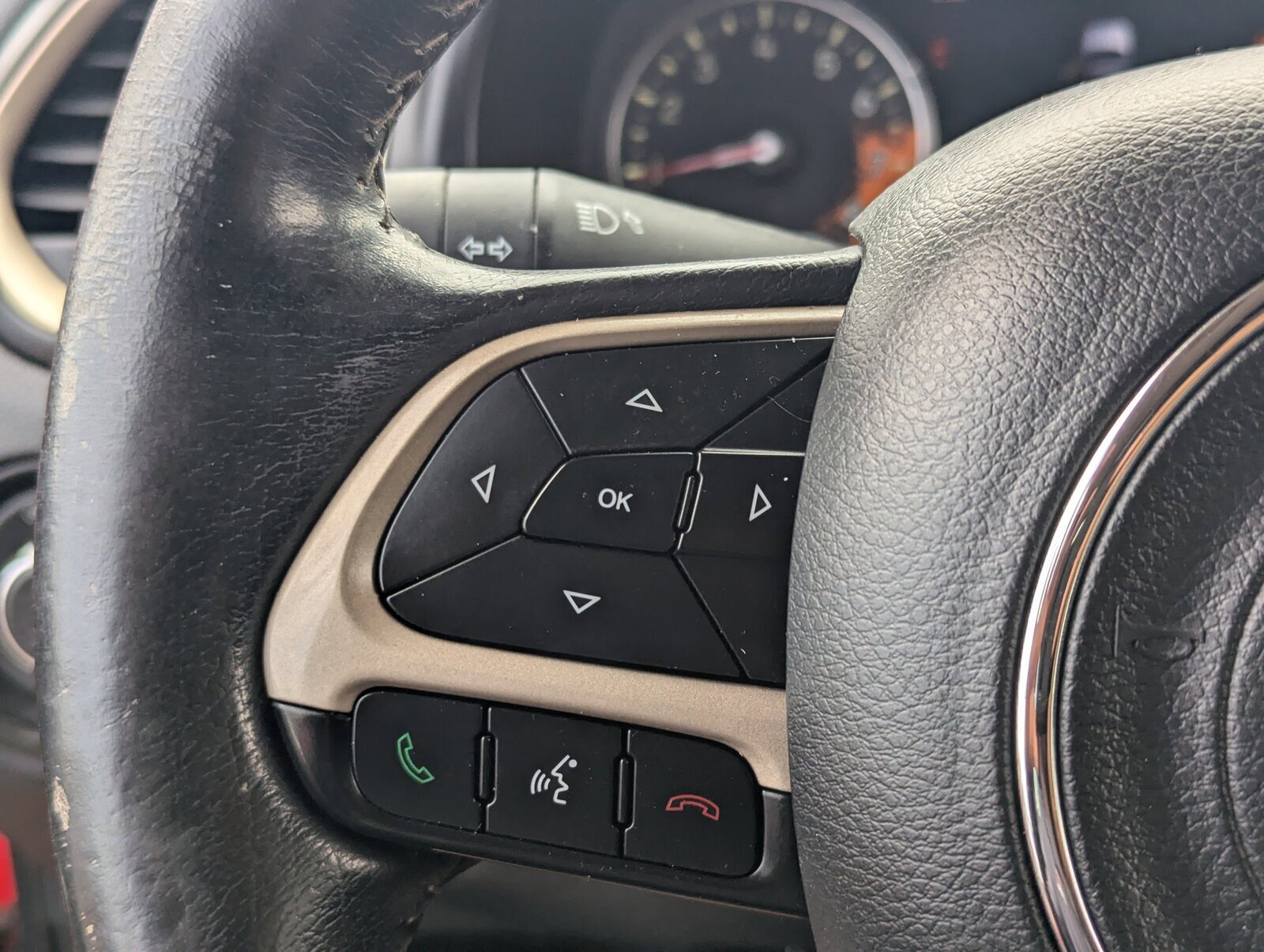 2016 Jeep Renegade Limited photo 22