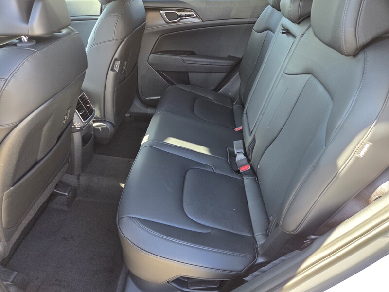 2026 Kia Sportage EX X-Line photo 8